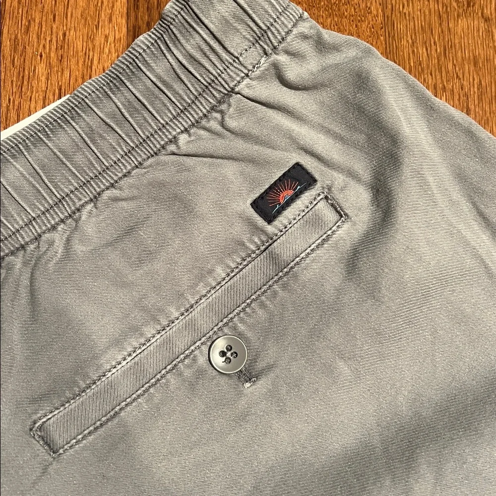 Faherty men’s medium shorts NEW